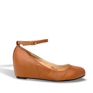 Tan Women's Round Toe Ankle Strap Wedge Heel